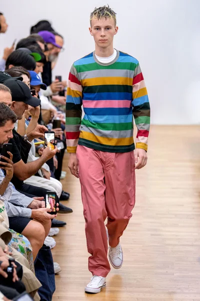 Look 26